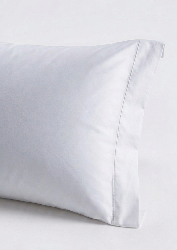 T1000 Plain White Pillow Case