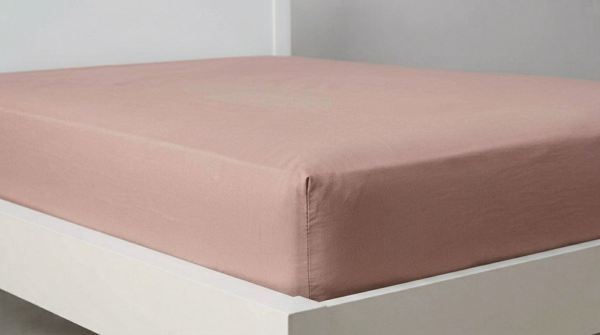 Dusty Rose Plain Fitted Sheet 200 TC