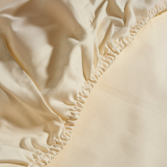 Off White Plain Fitted Sheet 600 TC